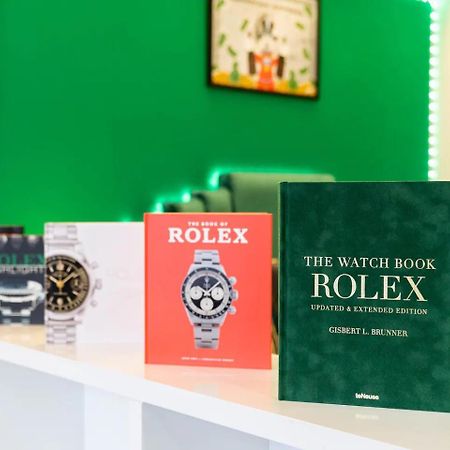 Luxury Rolex Retreat Apartment Бирмингам Екстериор снимка