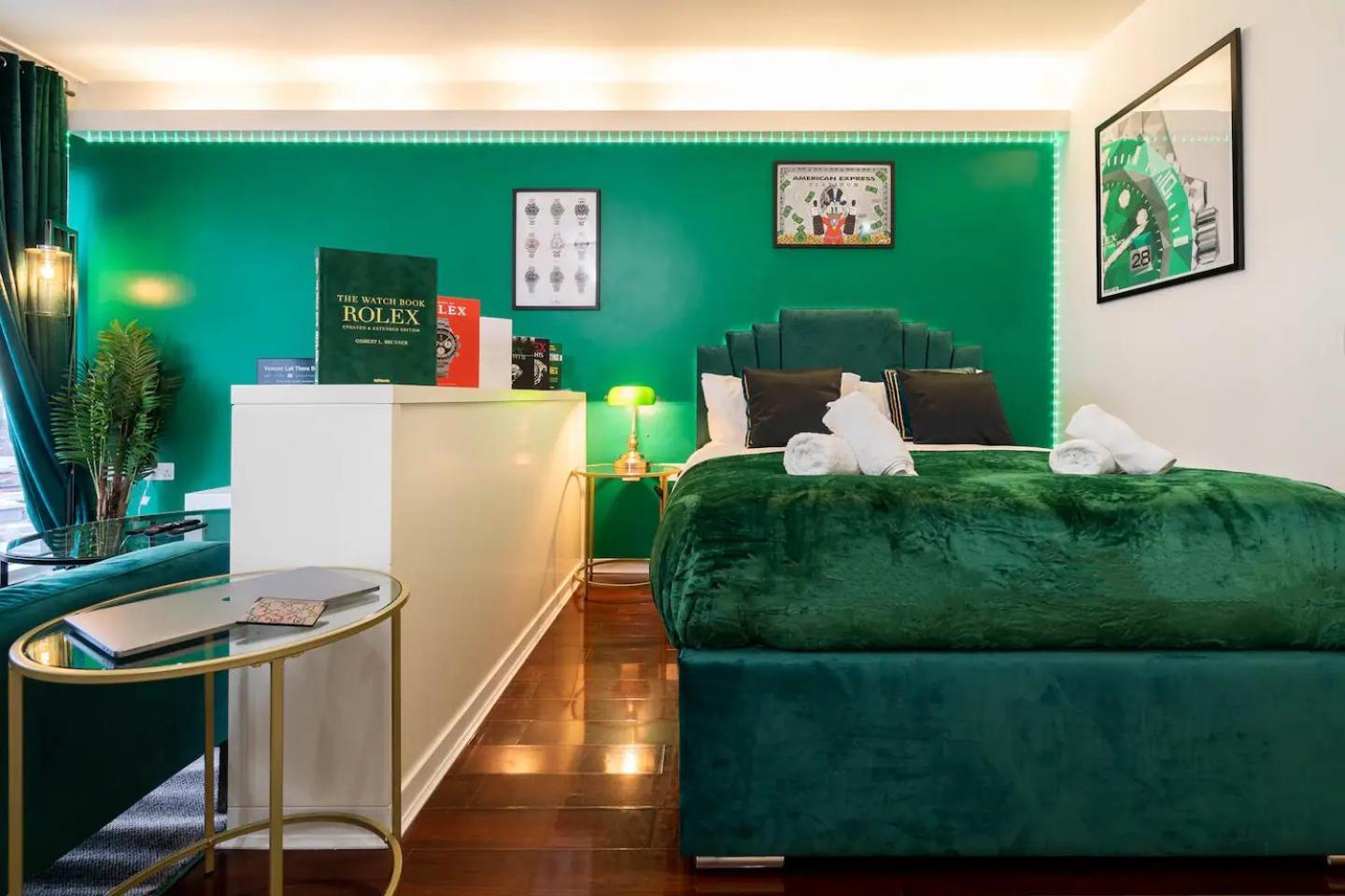 Luxury Rolex Retreat Apartment Бирмингам Екстериор снимка